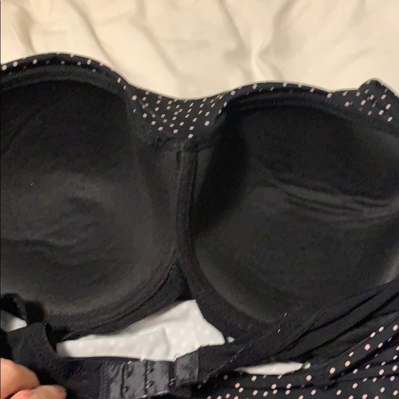 Cami. Black with pink polka dots. 32 E. - Picture 3 of 6